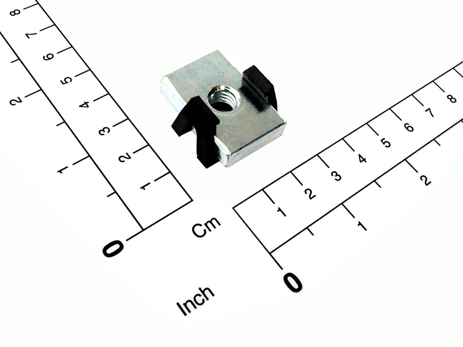 Demag Gleitmutter mit Halter M8, für C-Schiene, Montagewinkel, Konsole, Anbaumaterial